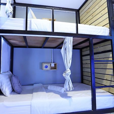 Oops Hostel Siem Reap Eksteriør billede